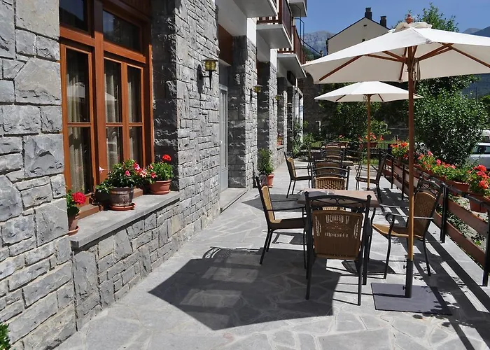 Hotel Latre