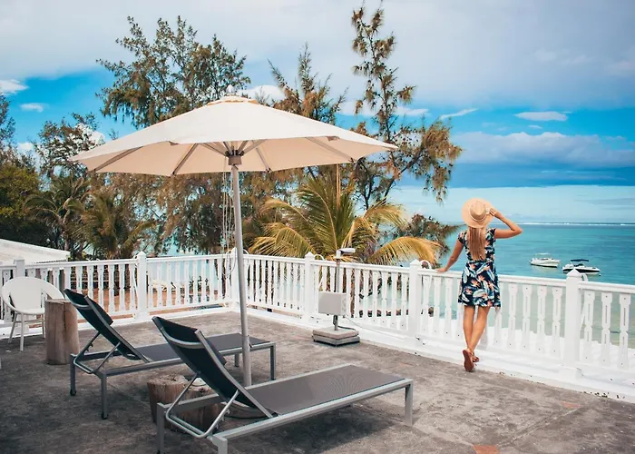 Astroea Beach Hotel (Adults Only)