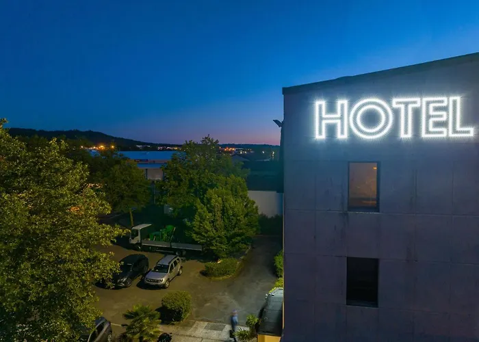 Logis Hotel Noemys Brive - Restaurant Le Teinchurier