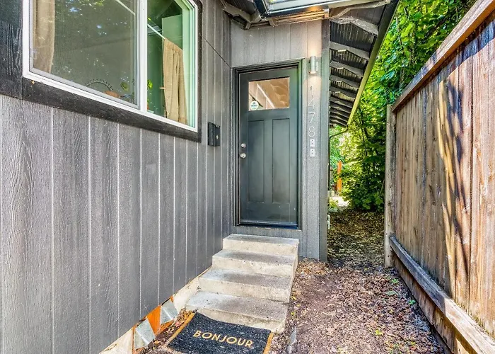 Pearl Street Studio