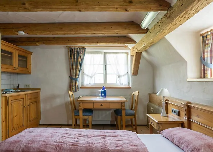 Naturhotel Holzwurm