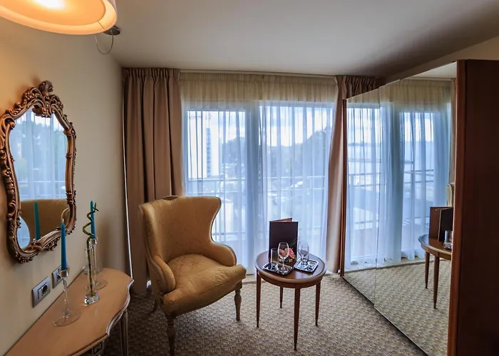 Carmen International Hotel Venus - Fost Becali Hotel