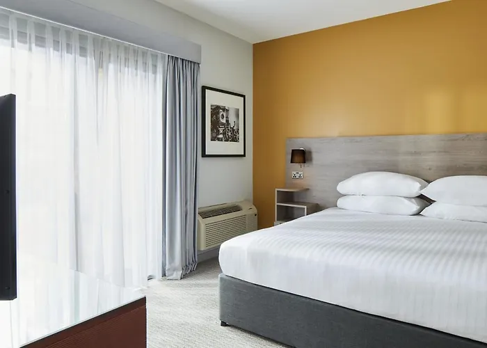 Delta Hotels By Marriott Cheshunt