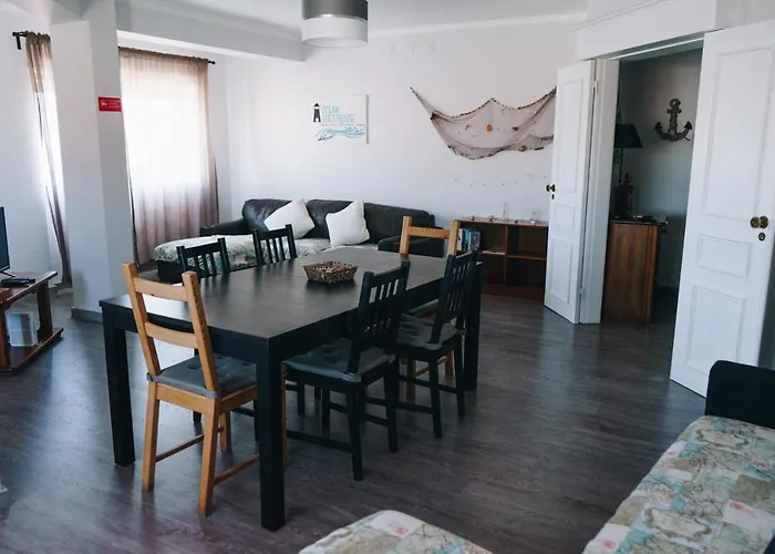 Ocean Guesthouse Peniche
