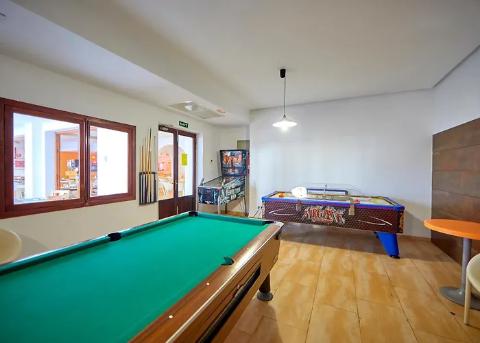 Gavimar Ariel Chico Hotel And Apartments