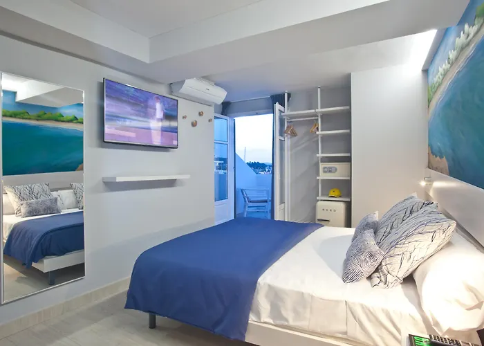 Ryans La Marina (Adults Only)