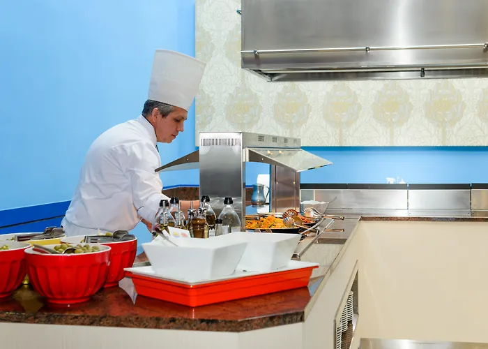 Hotel Monarque Torreblanca