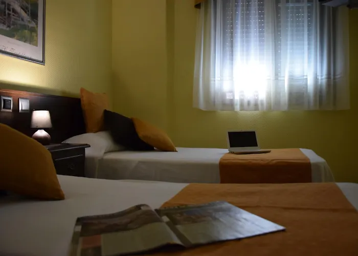 Hotel Complutense