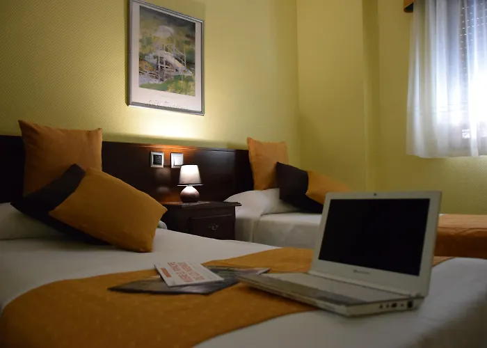 Hotel Complutense