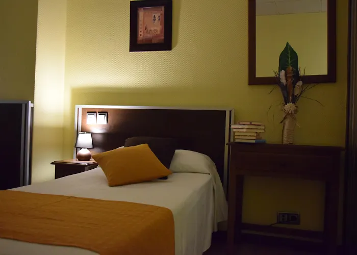 Hotel Complutense