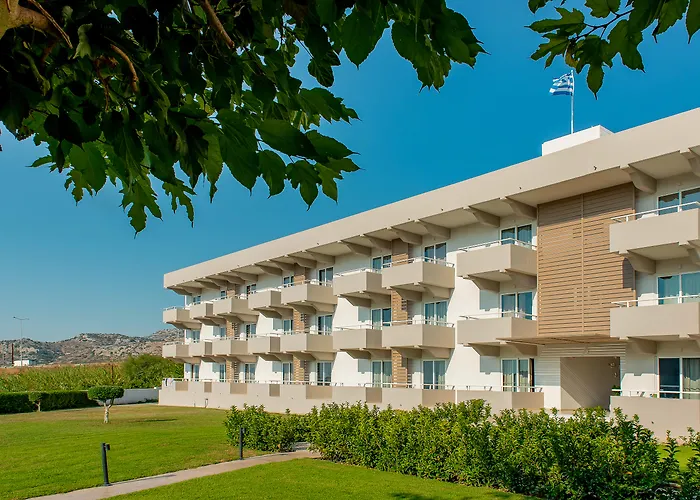 Zoes Hotel & Suites