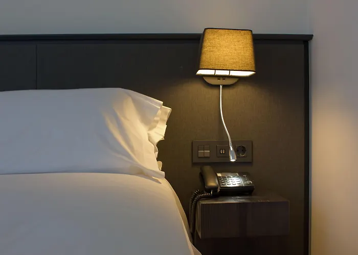Aparthotel Atenea Valles