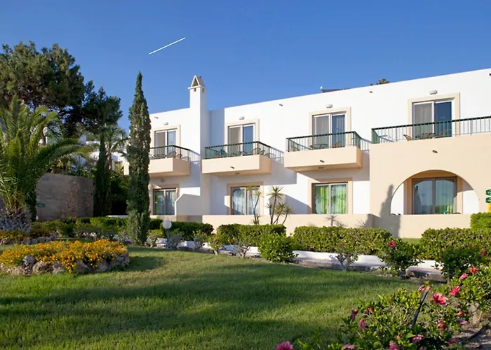 Pefkos Beach Studios & Apartments