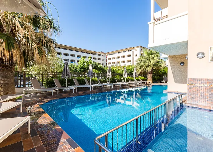Theartemis Palace