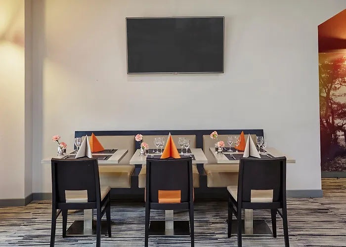 Holiday Inn Toulon City Centre By Ihg
