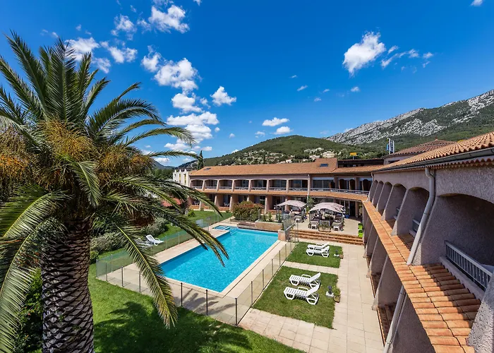 Noemys Toulon La Valette - Hotel Restaurant Avec Piscine