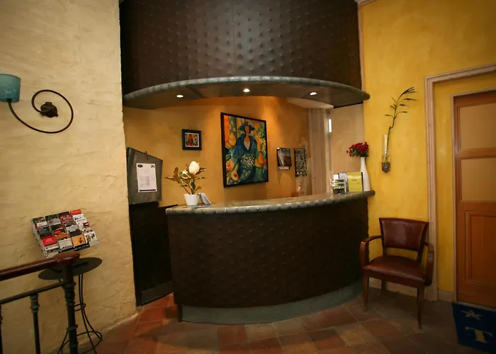 Hotel La Tour Intendance