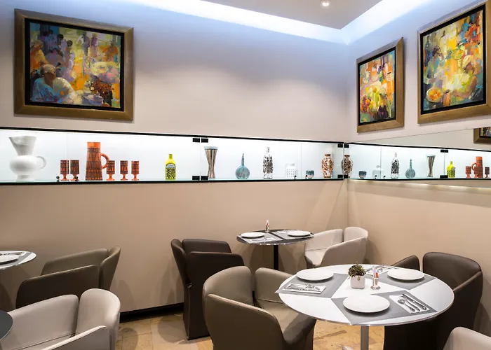 Hotel Cambon