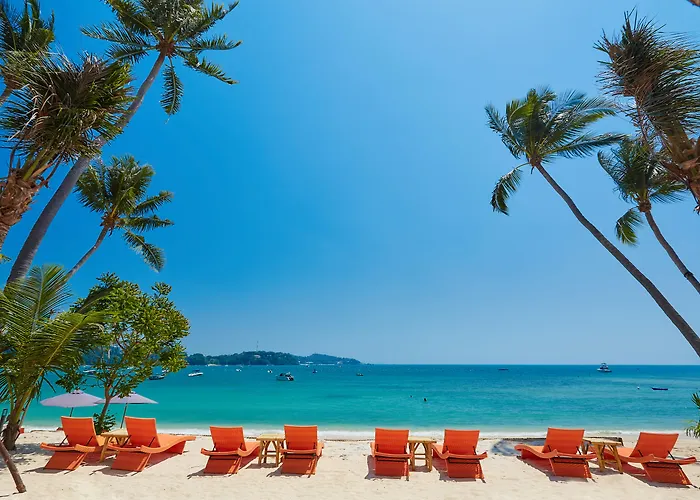 Bandara Phuket Beach Resort - SHA Extra Plus