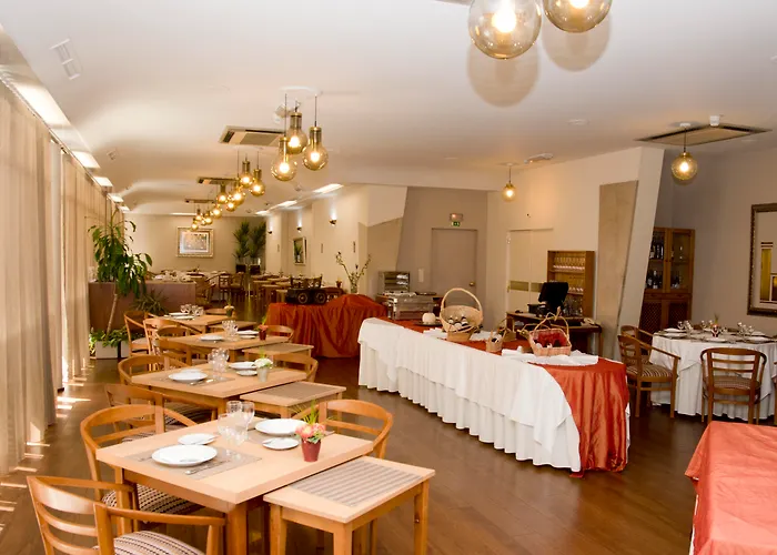 Hotel Rainha D. Amélia, Arts&Leisure