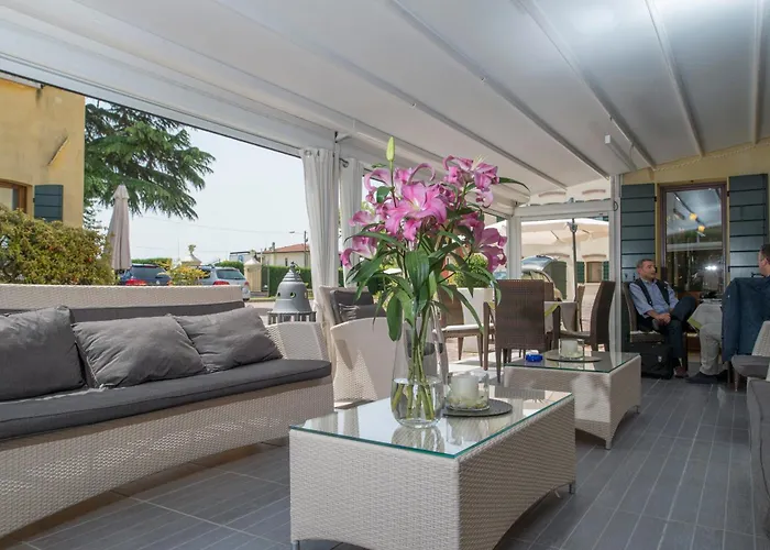Hotel Venice Resort Airport
