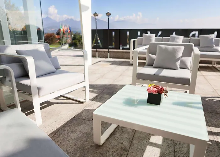 Albavilla Hotel & Co
