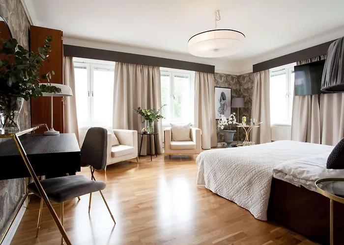 Centric Hotel