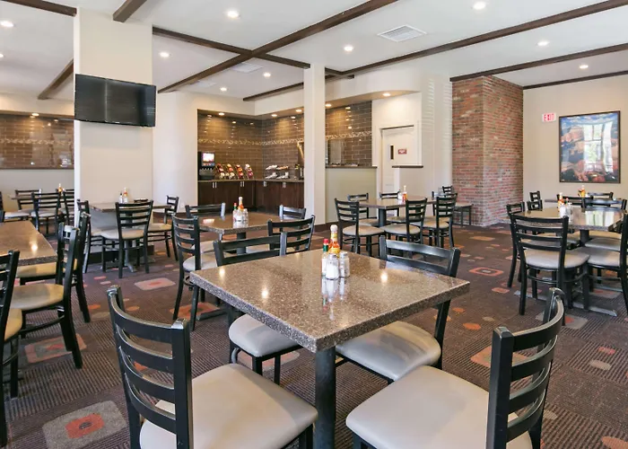 Best Western Pony Soldier Inn & Suites