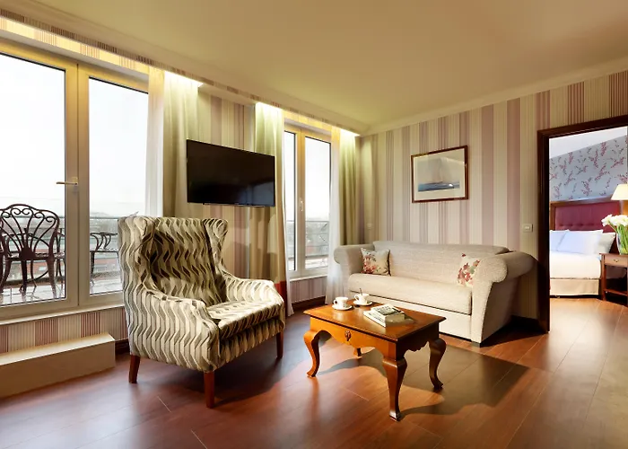 Eurostars Montgomery