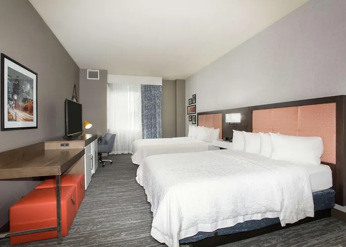 Hampton Inn & Suites Denver-Downtown