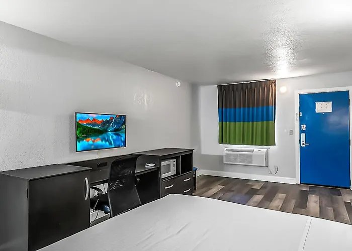 Surestay Hotel By Best Western Oklahoma City West