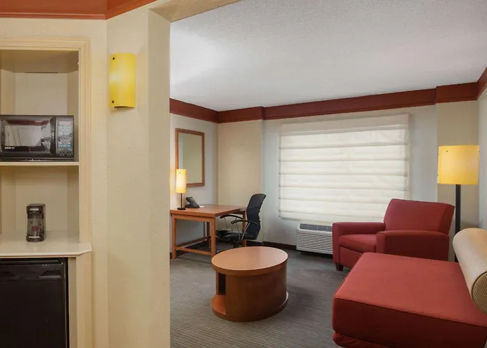 La Quinta By Wyndham Atlanta Ballpark/Galleria