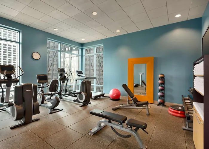 Hilton Chicago Magnificent Mile Suites