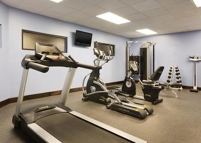 Townhome Inn & Suites