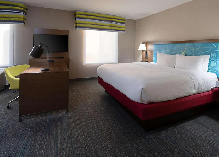 Hampton Inn Visalia