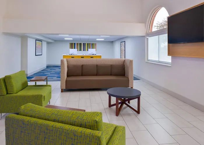 Holiday Inn Express & Suites - Shreveport - Downtown By Ihg