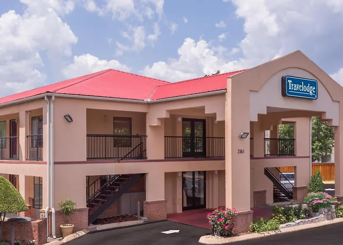 Regency Inn & Suites-Hamilton Place