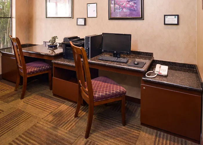 Quality Inn & Suites Walnut - City Of Industry