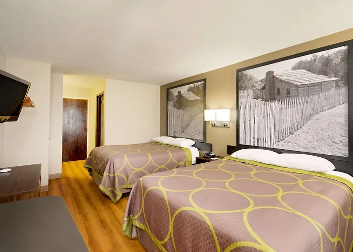 Super 8 By Wyndham Lexington Hamburg Area