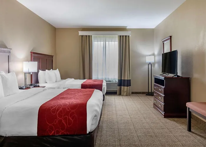 Comfort Suites Ennis