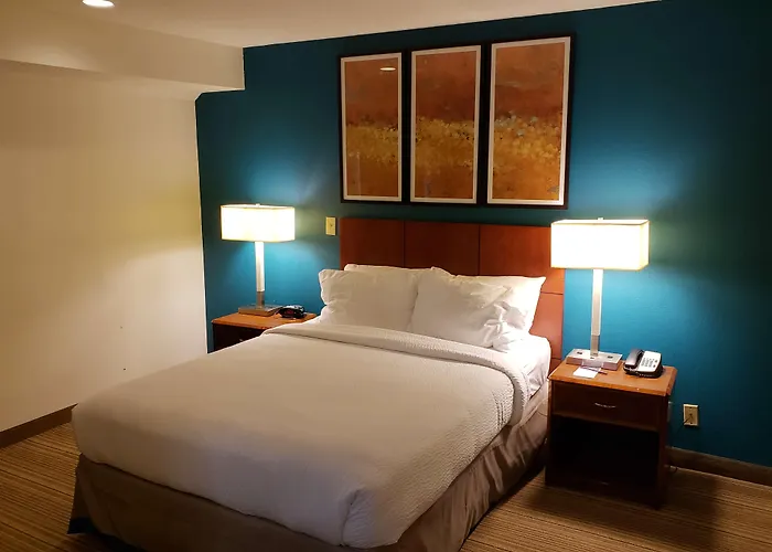 Hawthorn Suites By Wyndham Vienna Va
