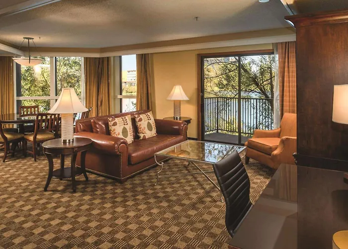 Doubletree By Hilton Seattle Airport