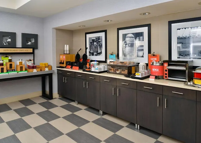 Hampton Inn San Francisco - Daly City