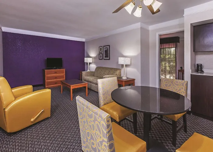 La Quinta Inn By Wyndham San Marcos