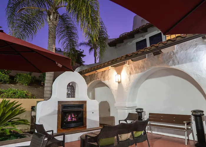 Hampton Inn & Suites San Clemente - Fully Renovated