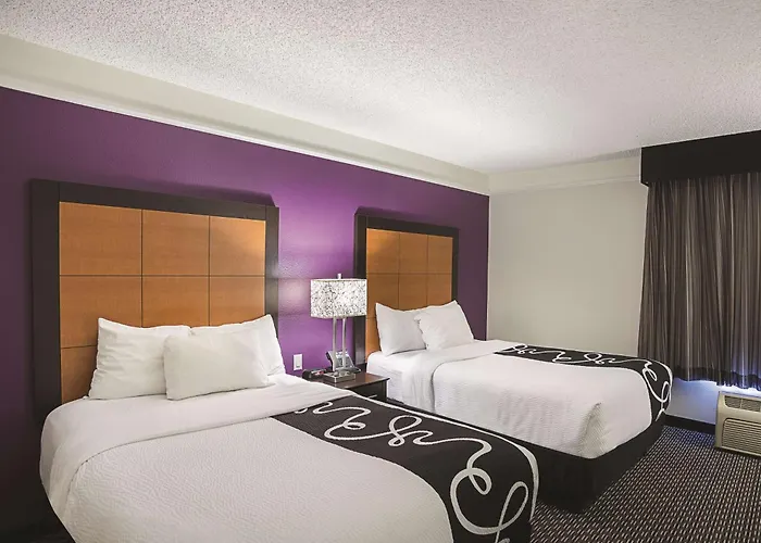 La Quinta Inn & Suites By Wyndham Phoenix Scottsdale