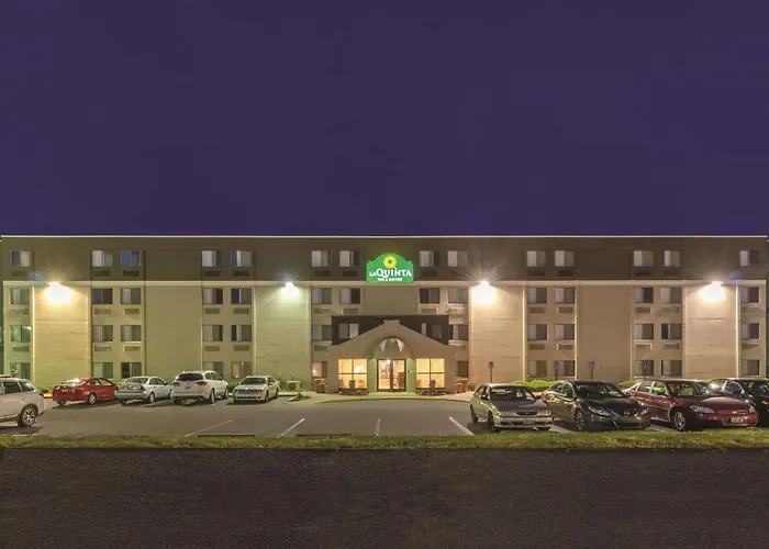 La Quinta By Wyndham Warwick Providence Airport