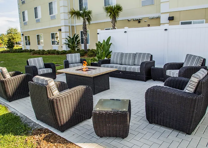 Comfort Suites Sarasota- Siesta Key