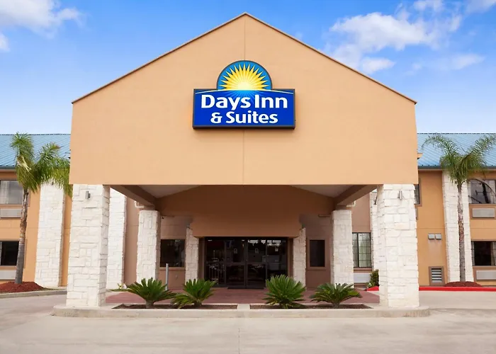 Days Inn & Suites By Wyndham Conroe North