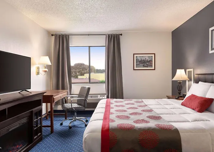 Ramada By Wyndham Arcata